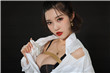 爷爷压在妈妈身上用英语怎么说写